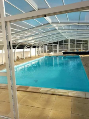 Bungalow cosy à Commequiers avec piscine partagée